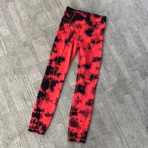 Lululemon Invigorate Tie Dye Leggings - size 4